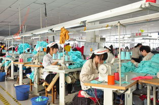 即墨市依人風(fēng)尚制衣廠 專業(yè)女裝制造，引領(lǐng)時(shí)尚潮流